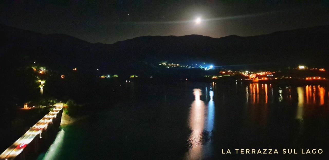 La Terrazza Sul Lago 卡斯泰尔迪托拉 外观 照片